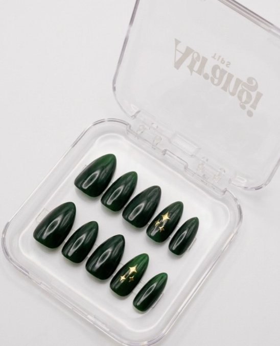 Forest Glow press-on nails by Atrangi Tips