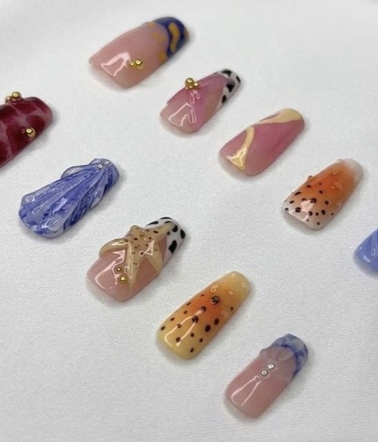 Jelly Beach press-on nails by Atrangi Tips