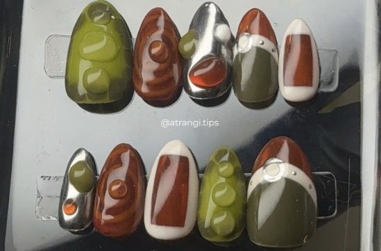 Olive, terracotta and chrome press-on set